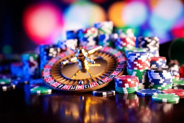 cipit88 mobile app dashboard showing live dealer tables and sportsbook options